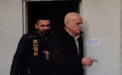 Ahmet Çakar’dan Para Transferi Savunması: “Eminönü’ndeki Resmi Dükkan Satışından Geldi”